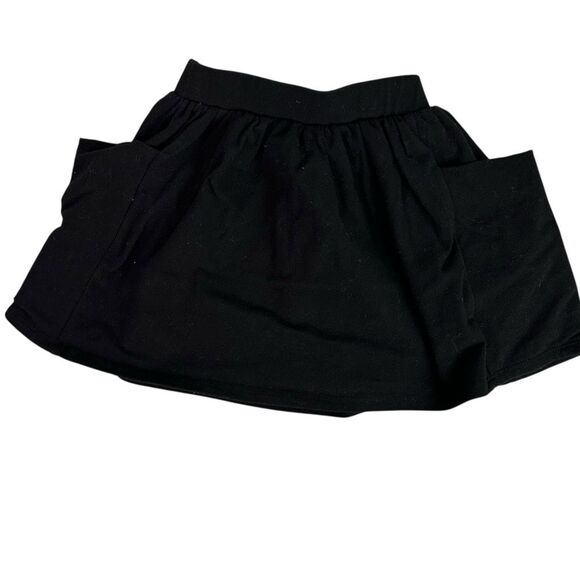 Remie Girl Skirt size 4 Black with Pockets - Picture 2 of 5
